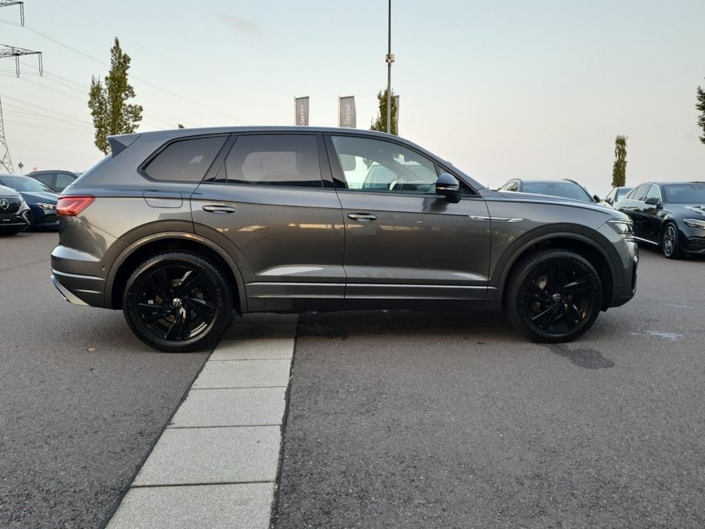 Fahrzeugabbildung Volkswagen Touareg R-Line 4Motion *AHK*HUD*Navi*Standh.*PDC