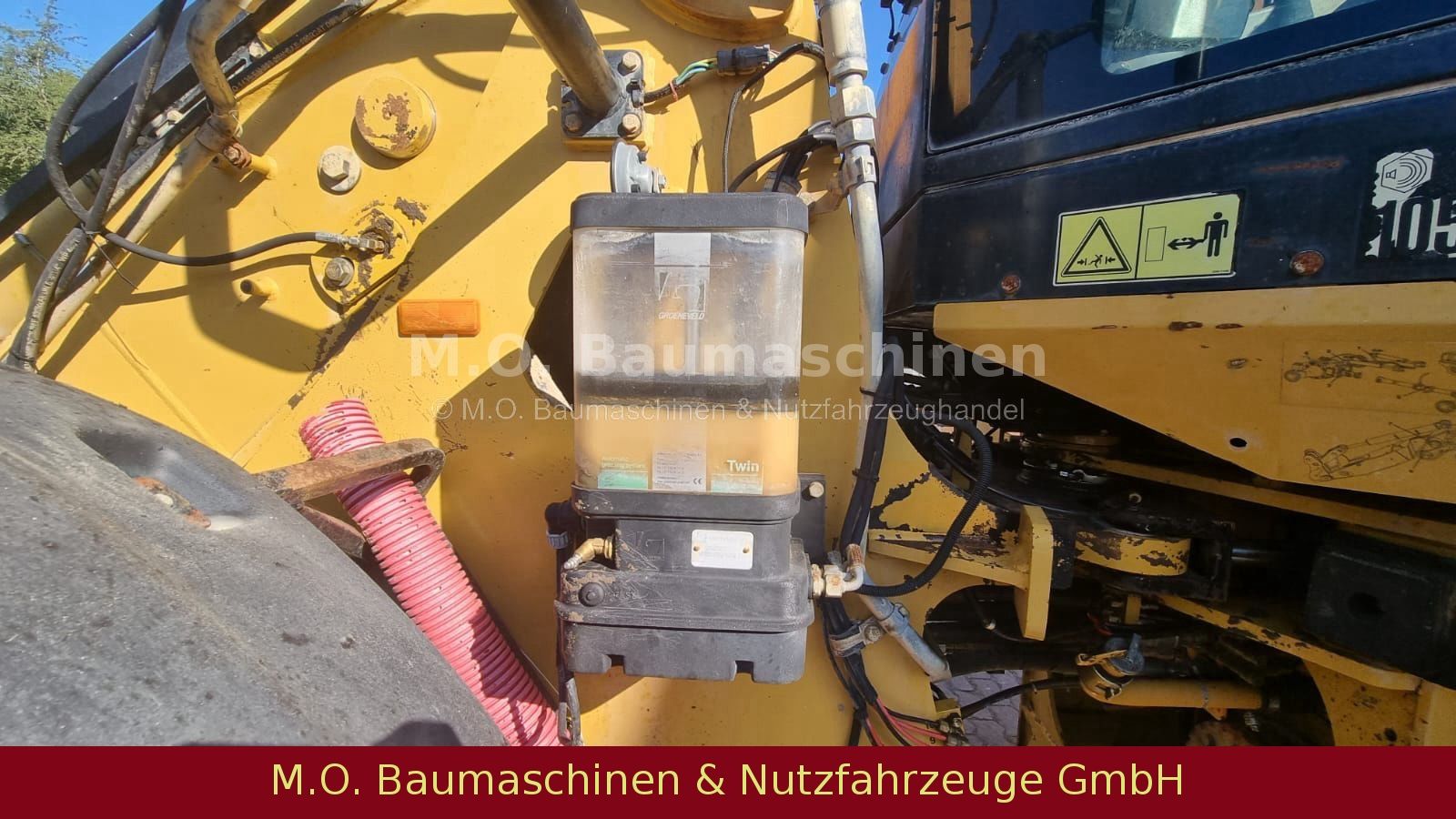 Fahrzeugabbildung CAT 930G / ZSA / SW / Kamera