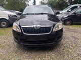 Skoda 1.2 Family - : bis 9000 €, TÜV