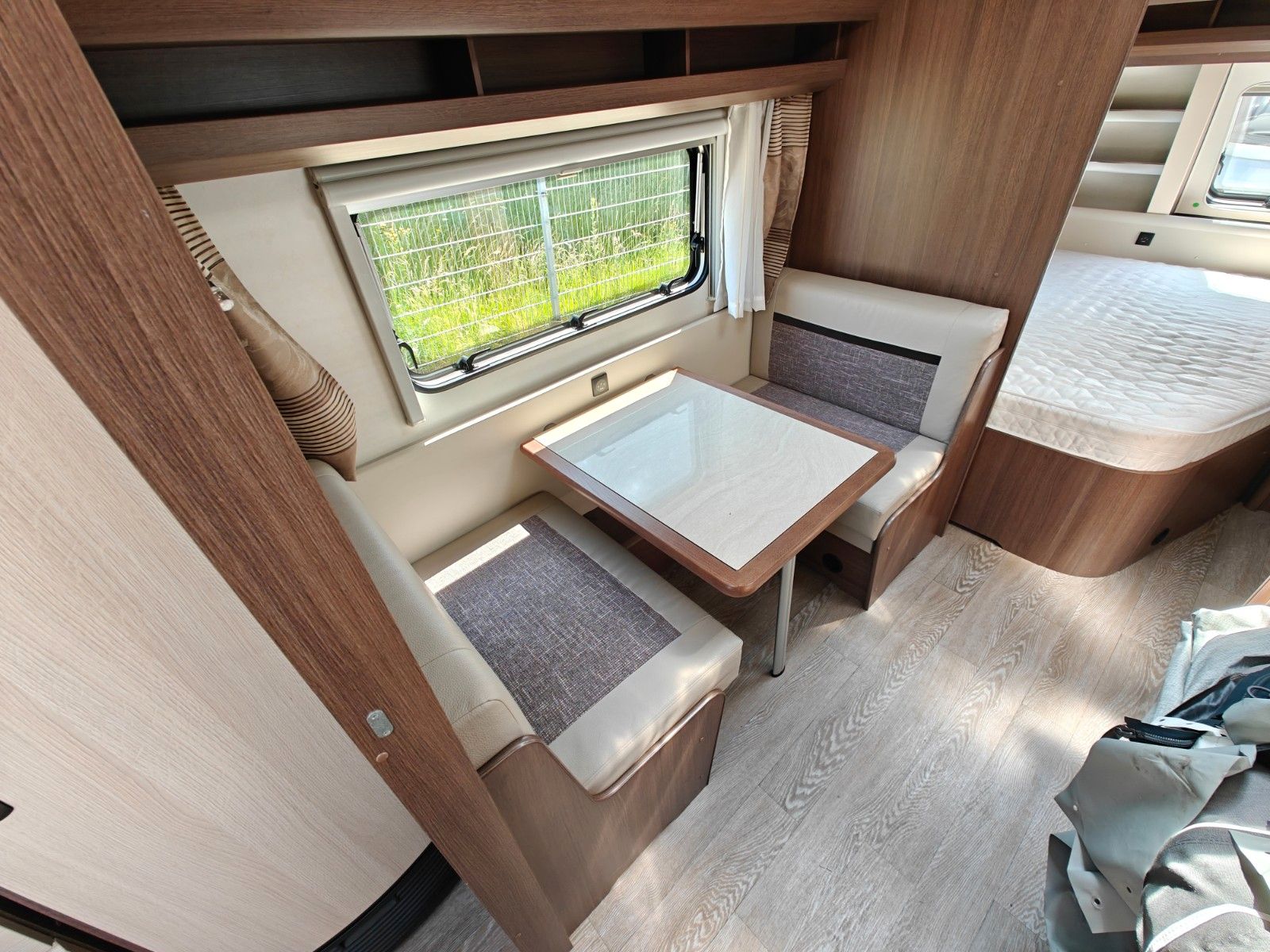 Fahrzeugabbildung Hobby Prestige 720 UKFe - Mover XT4, Isabella Vorzelt