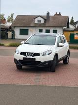 Nissan Qashqai +2 7 sitzen 4*4 - Nissan Qashqai+2 mit Benzin-Antrieb: Automatik