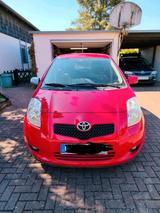 Toyota Wenig gefahrener Yaris 1. Hand - Toyota Yaris mit Diesel-Antrieb: Automatik