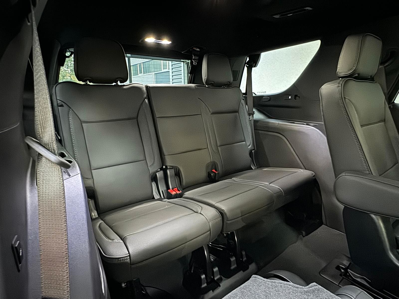 Fahrzeugabbildung GMC YUKON DENALI 2026-24" RÄDER, ENTERTAINMENT
