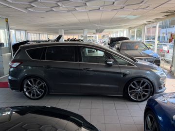 Ford S-Max - 4