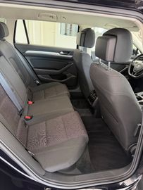 Volkswagen Passat Variant - 12
