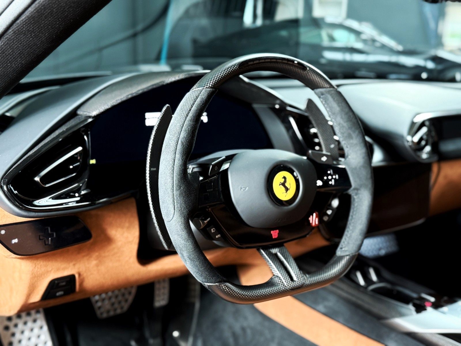 Fahrzeugabbildung Ferrari 12Cilindri + Cabon + Lift + Verde Minerale Metal