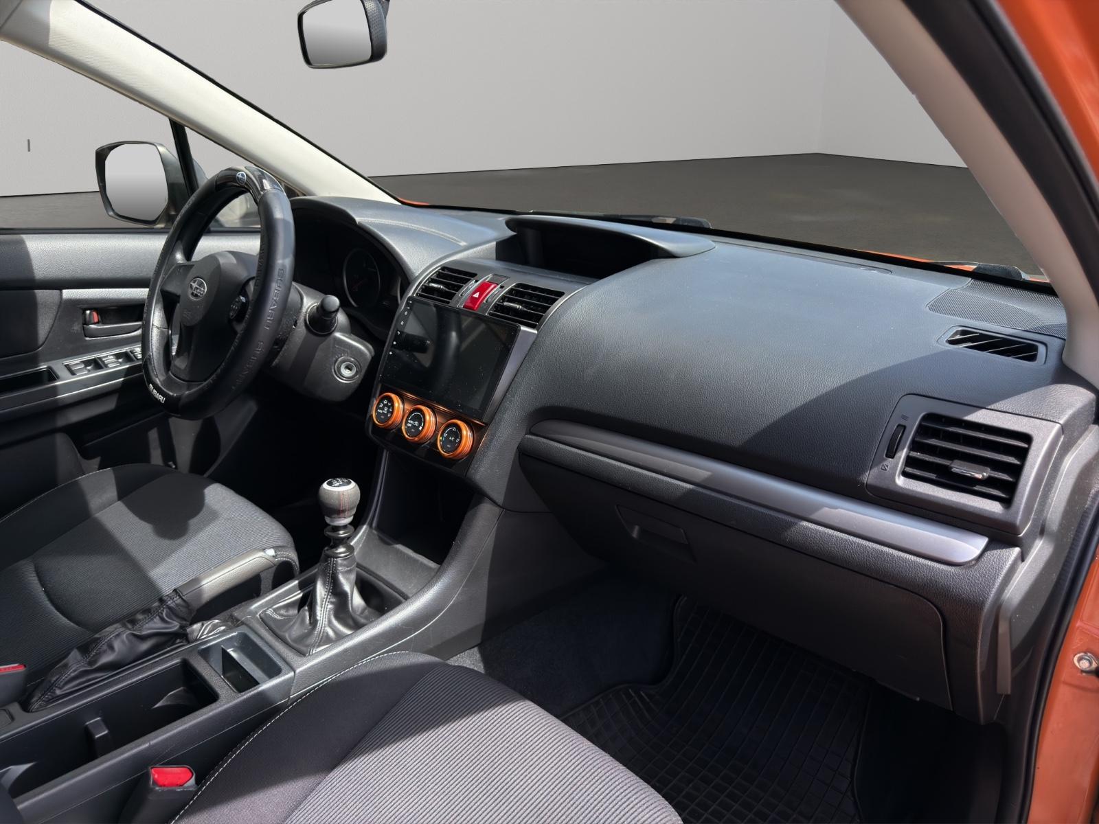 Subaru XV 2012 — photo 17