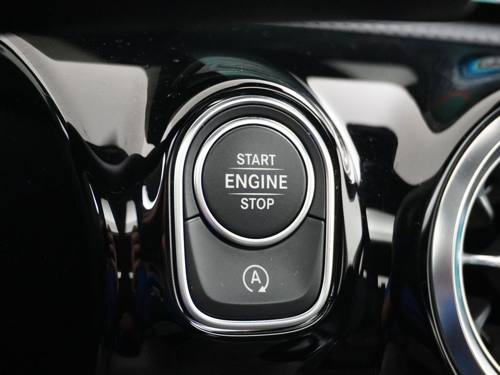 Mercedes-Benz A 200 Progressive Premium | Panorama - Schiebeda