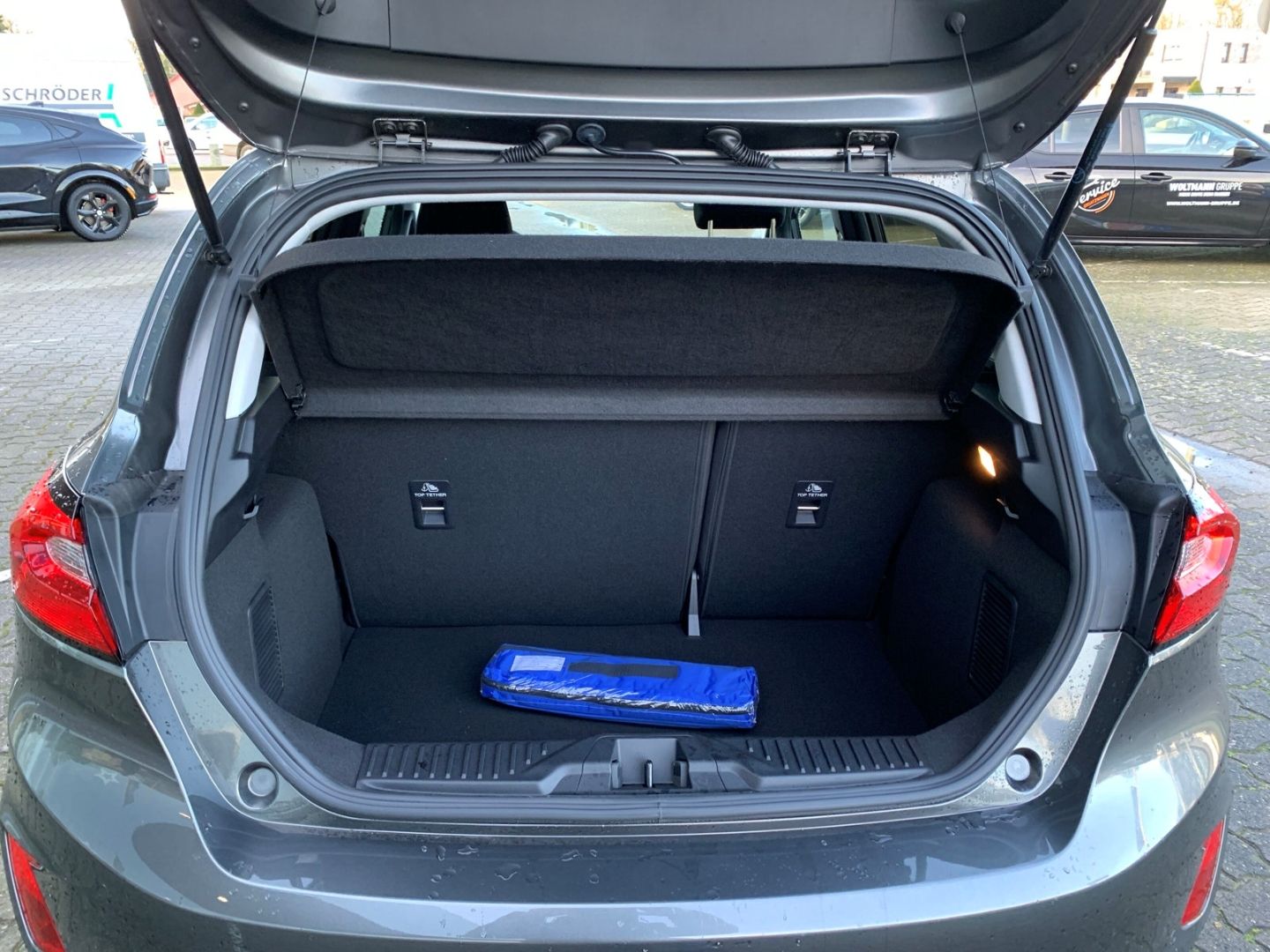 Fahrzeugabbildung Ford Fiesta Titanium 1.0 EcoBoost, Sitzheizung, Lenkr
