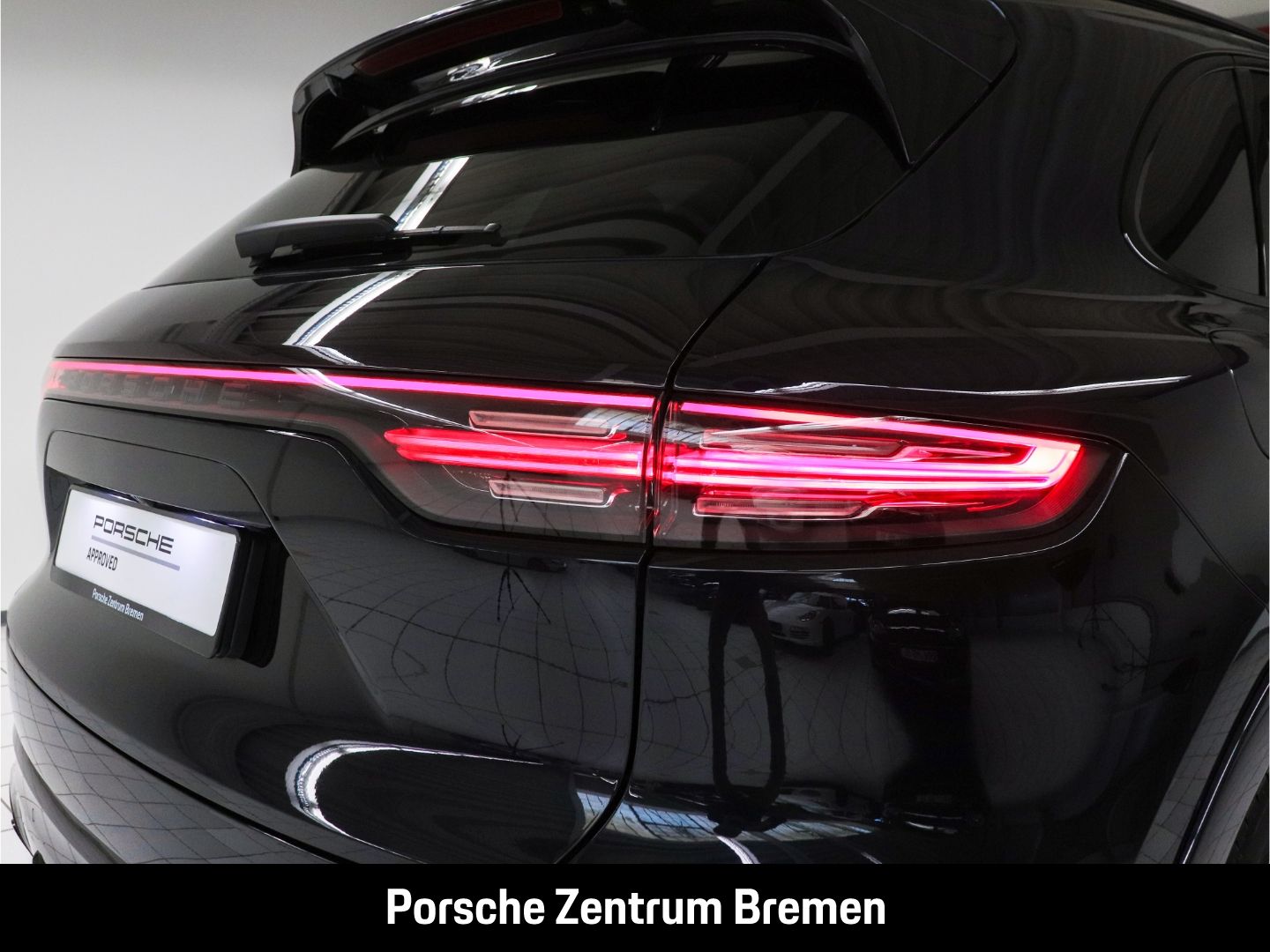 Porsche Cayenne S Platinum Edition PASM 22'' SportDesign foto 14