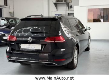 Volkswagen Golf - 5