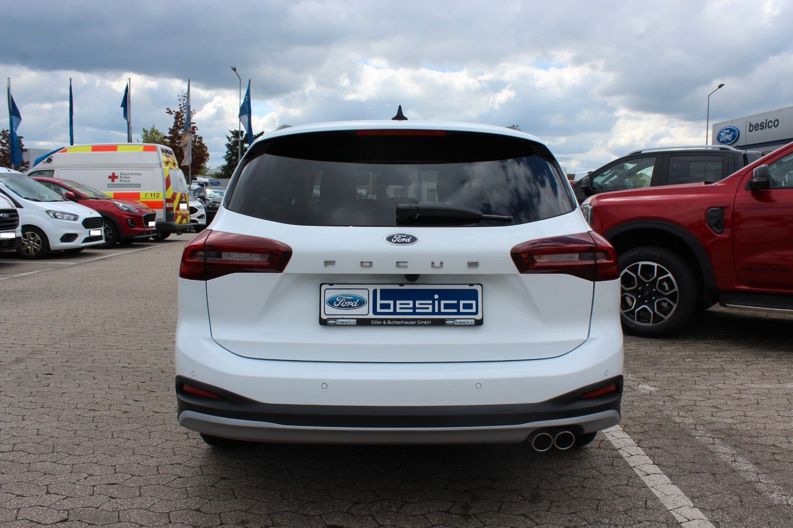 Ford Focus Turnier Active X 1,0EcoBoost*Automatik*AHK imagem 3