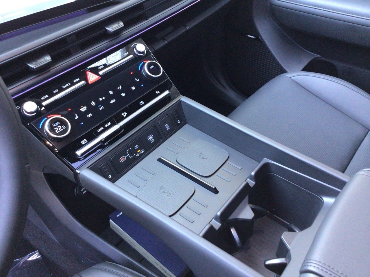 Fahrzeugabbildung Hyundai SANTA FE BLACKLINE 360 4xSHZ ACC AUT Akustikglas