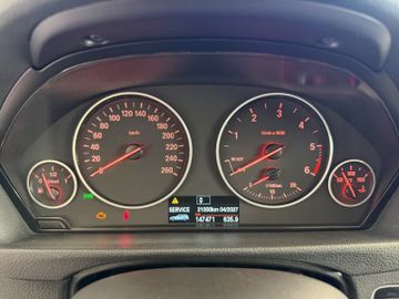 BMW 320 - 11