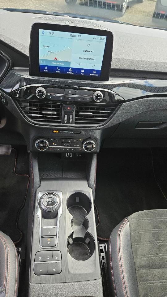 Fahrzeugabbildung Ford Kuga Plug-In Hybrid ST-Line X