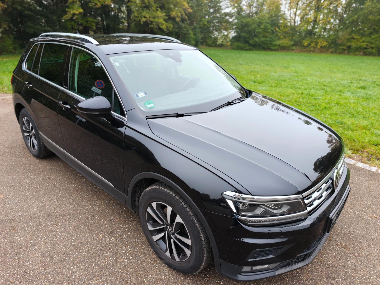 Volkswagen Tiguan United Comfortline HUD ACC AHK
