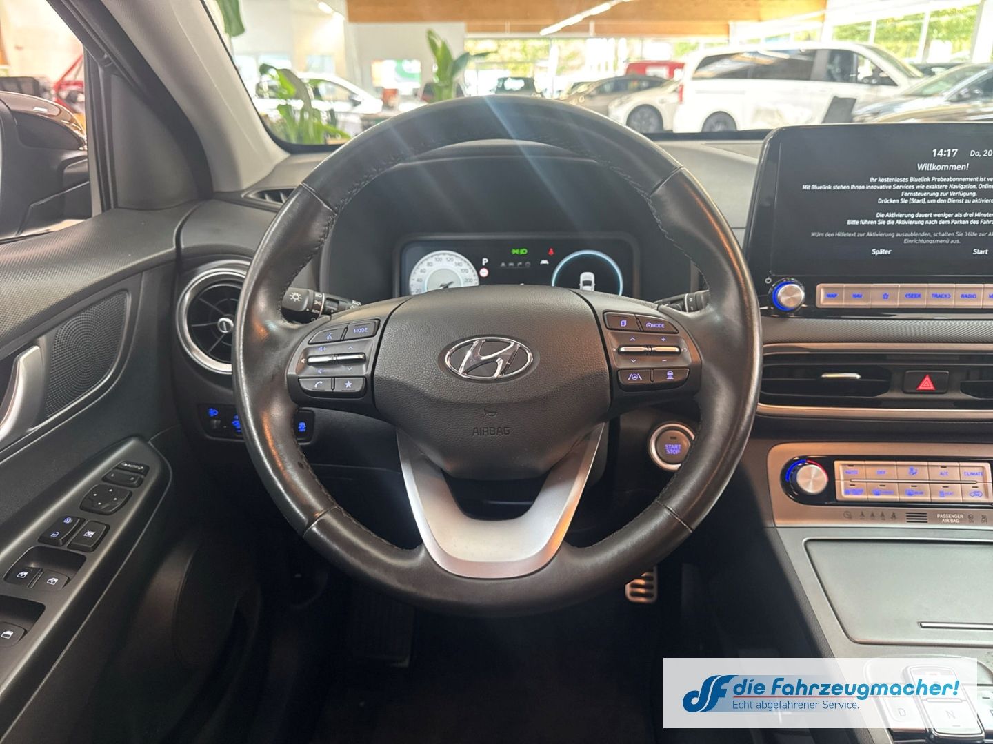 Fahrzeugabbildung Hyundai KONA Trend Elektro 2WD Navi Soundsystem LED ACC