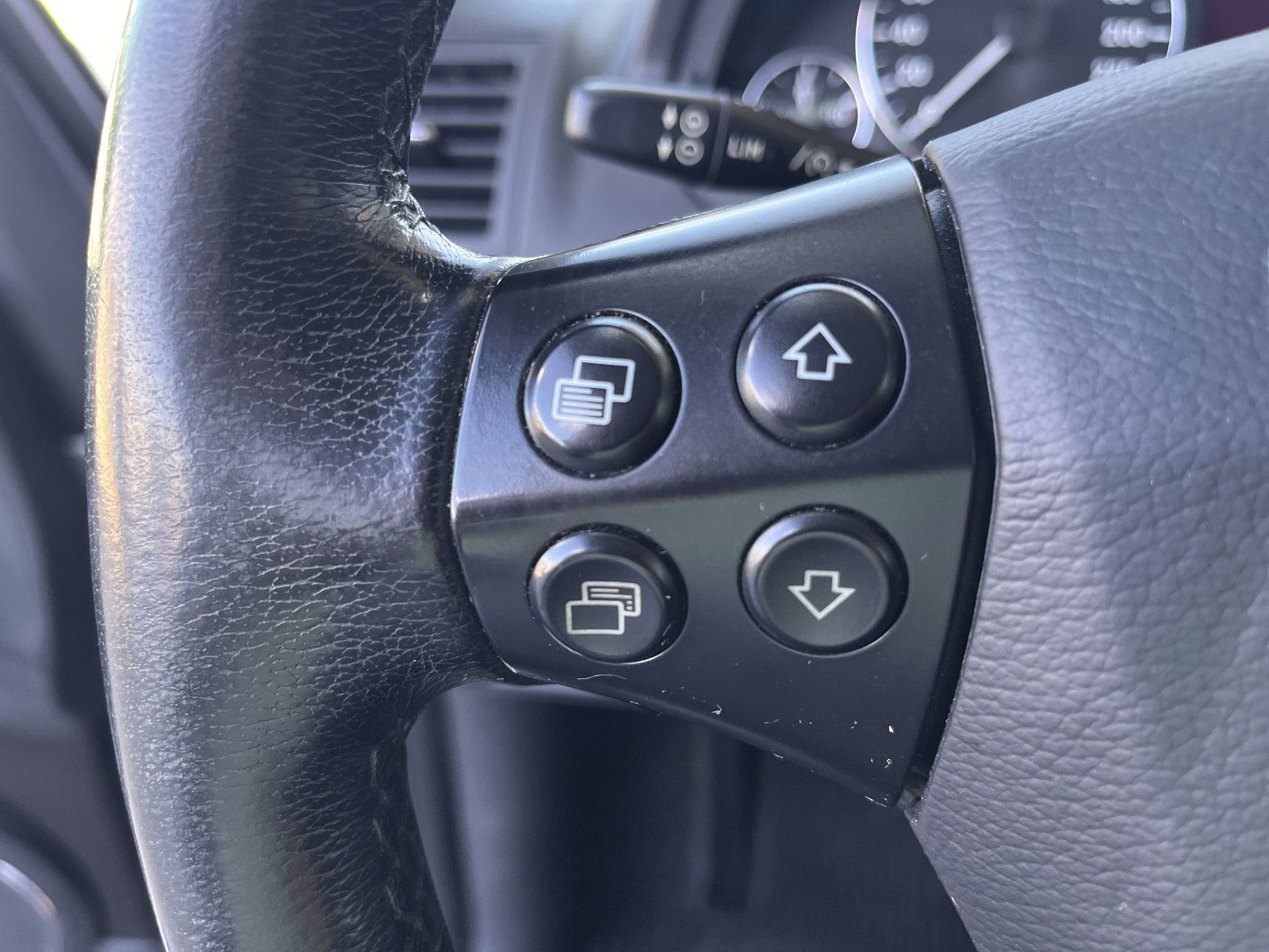Fahrzeugabbildung Mercedes-Benz A 200 5-türig Automatik