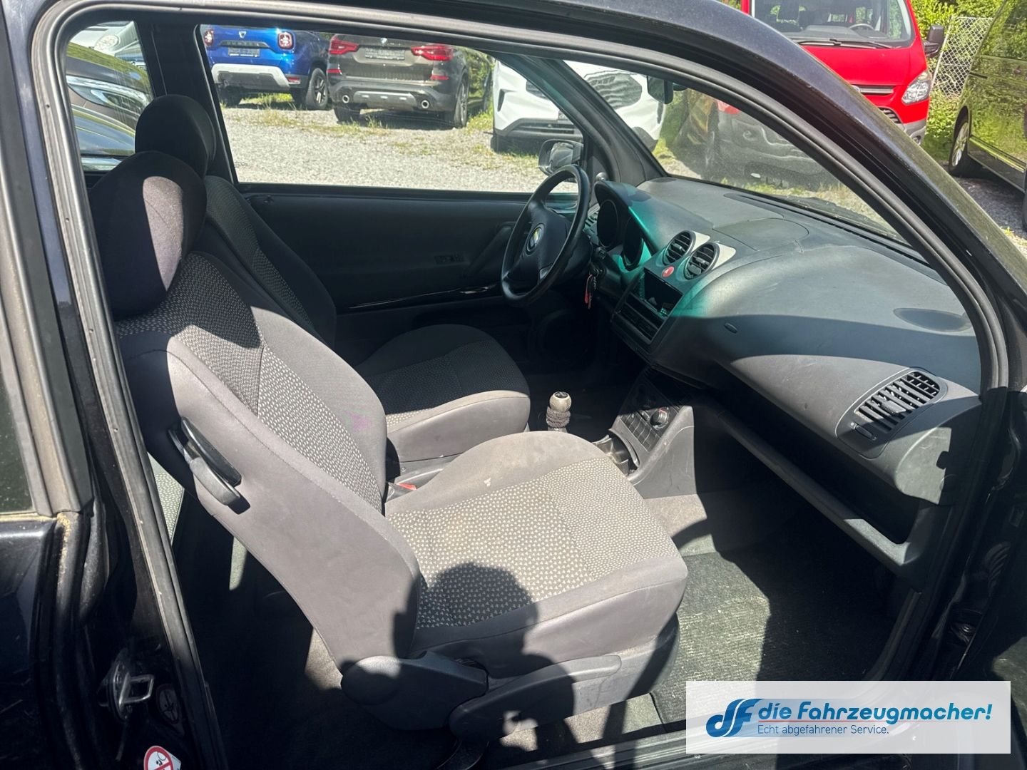 Fahrzeugabbildung SEAT Arosa Solit GA Alu el.SP Spieg.*MOTORSCHADEN