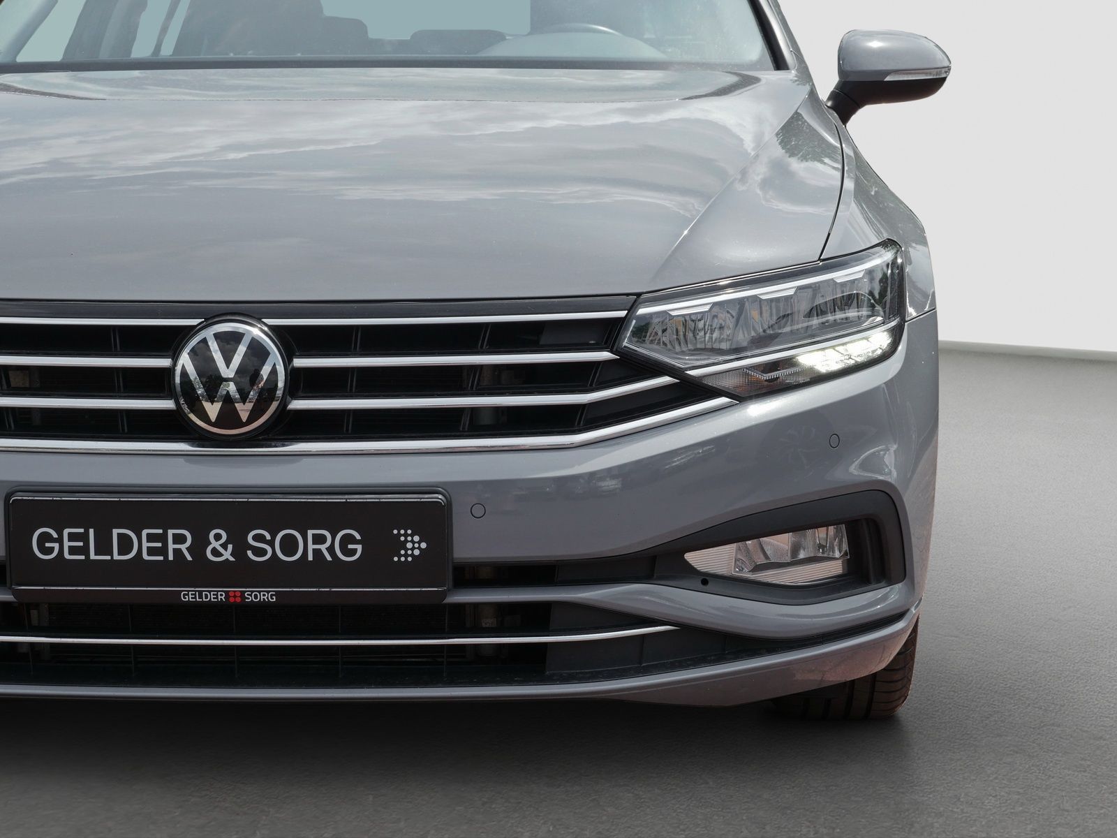 Volkswagen Passat Variant - Bild 12