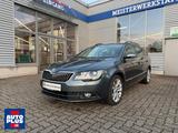 Skoda Superb Combi 2.0 TDI DSG Exclusive XENON+NAVINSW - Skoda Superb: Exclusive