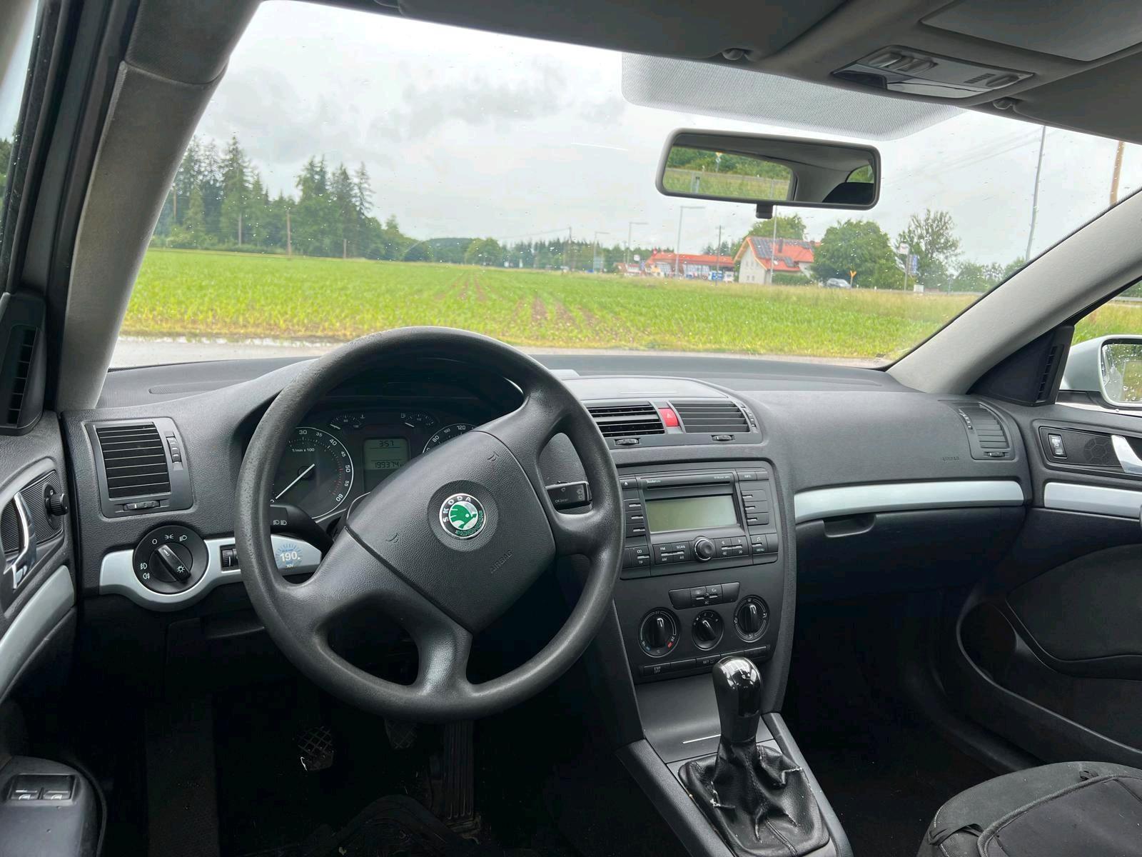 Skoda Octavia 2006 — photo 6