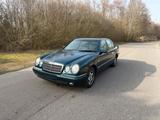 Mercedes-Benz Mercedes W210 E200 in 2 Monaten Oldtimer - gebrauchte Mercedes-Benz E 200 aus dem Jahr 1996