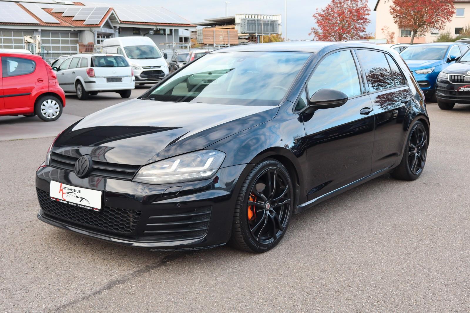 Volkswagen Golf VII 2.0 TDI R-Line Exterieur BMT_LED_Navi_