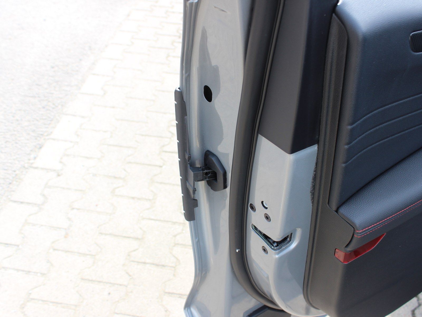 Fahrzeugabbildung Ford Kuga Plug-In Hybrid ST-Line 2,5 Duratec