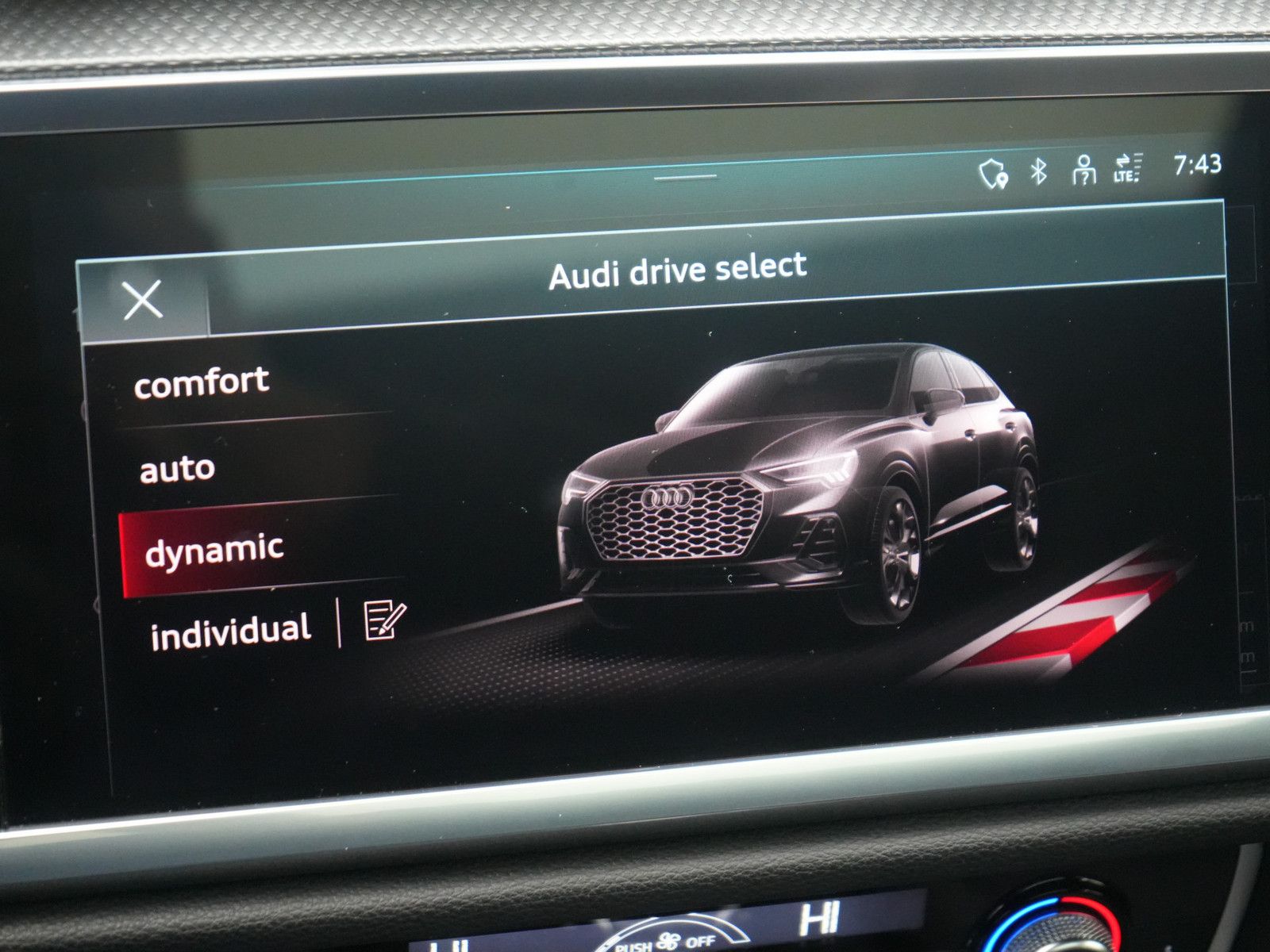 Audi Q3 Sportback 45 e S line S-TRON PANO MATRIX ACC foto 12