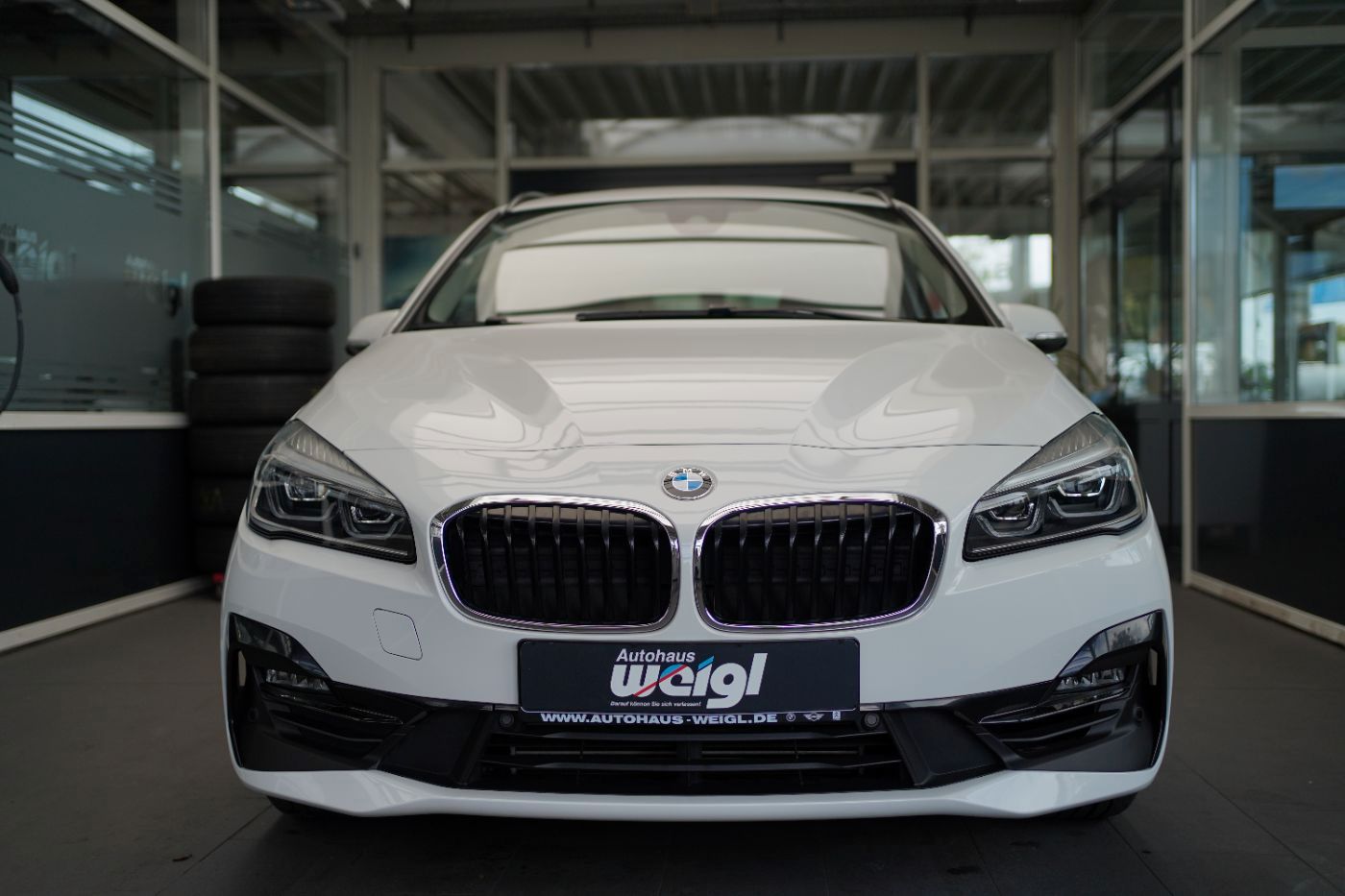 Fahrzeugabbildung BMW 218i Gran Tourer Sport Line LED+AHK+Rückfahrkame