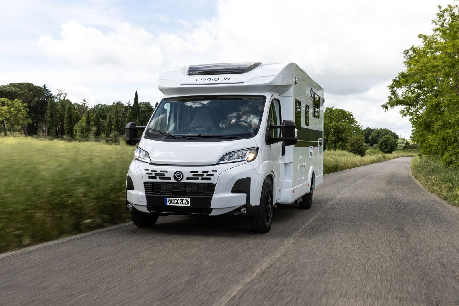 Fahrzeugabbildung CORIGON T Advanced 700 S Hubbett Automatik Solar Hymer