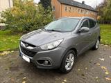 Hyundai IX 35 2.0 CRDi Tüv 08/2027 - Hyundai ix35 in Bochum
