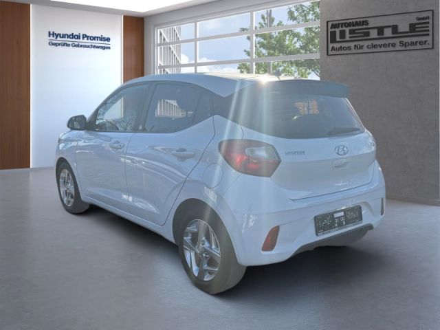 Fahrzeugabbildung Hyundai i10 Edition 30 +CARPLAY+SHZ+TEMPOMAT+RADIO+UVM+