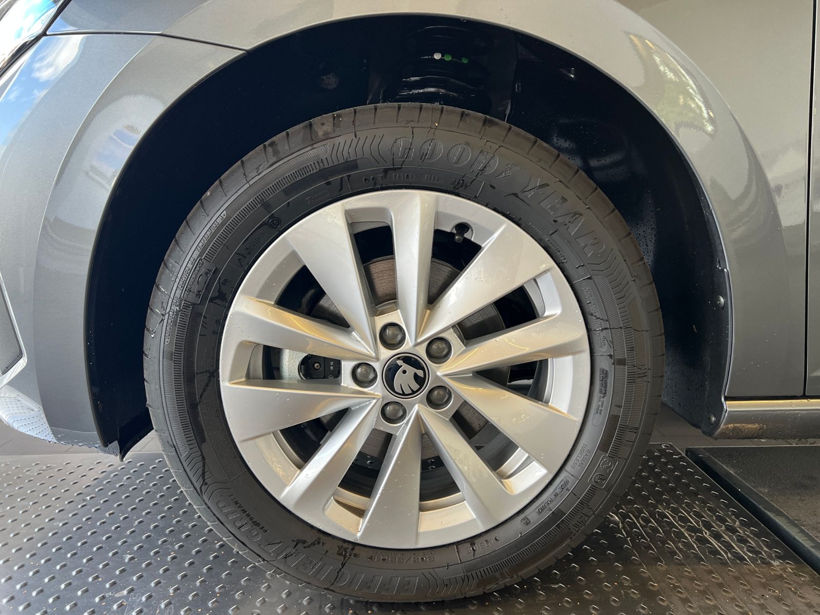 Fahrzeugabbildung SKODA Scala Selection 1.0 TSI DSG *AHK, LED, ACC, Kame