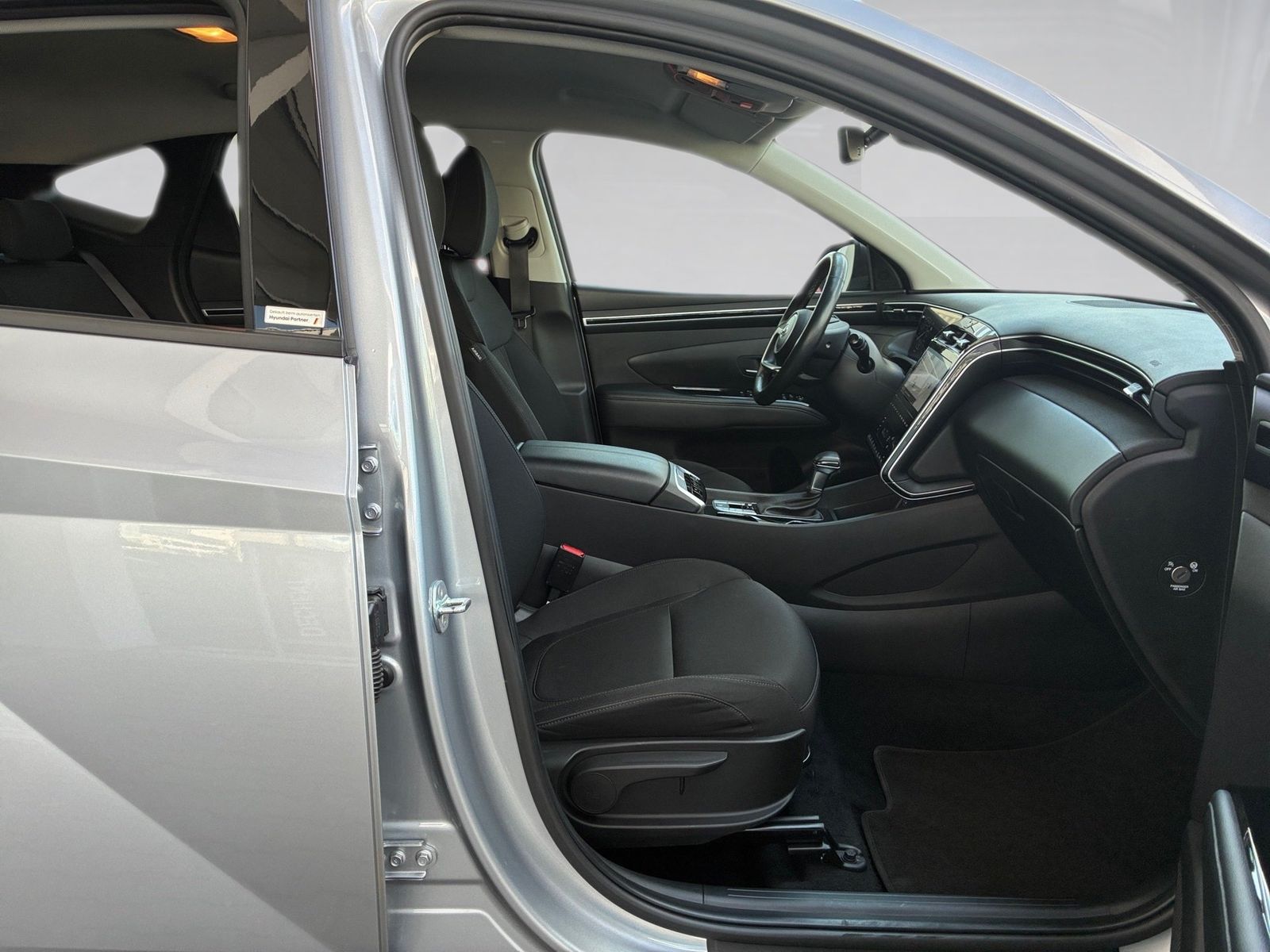 Fahrzeugabbildung Hyundai Tucson 1.6 T-GDI Select Kamera,Navi,PDC,Virtual