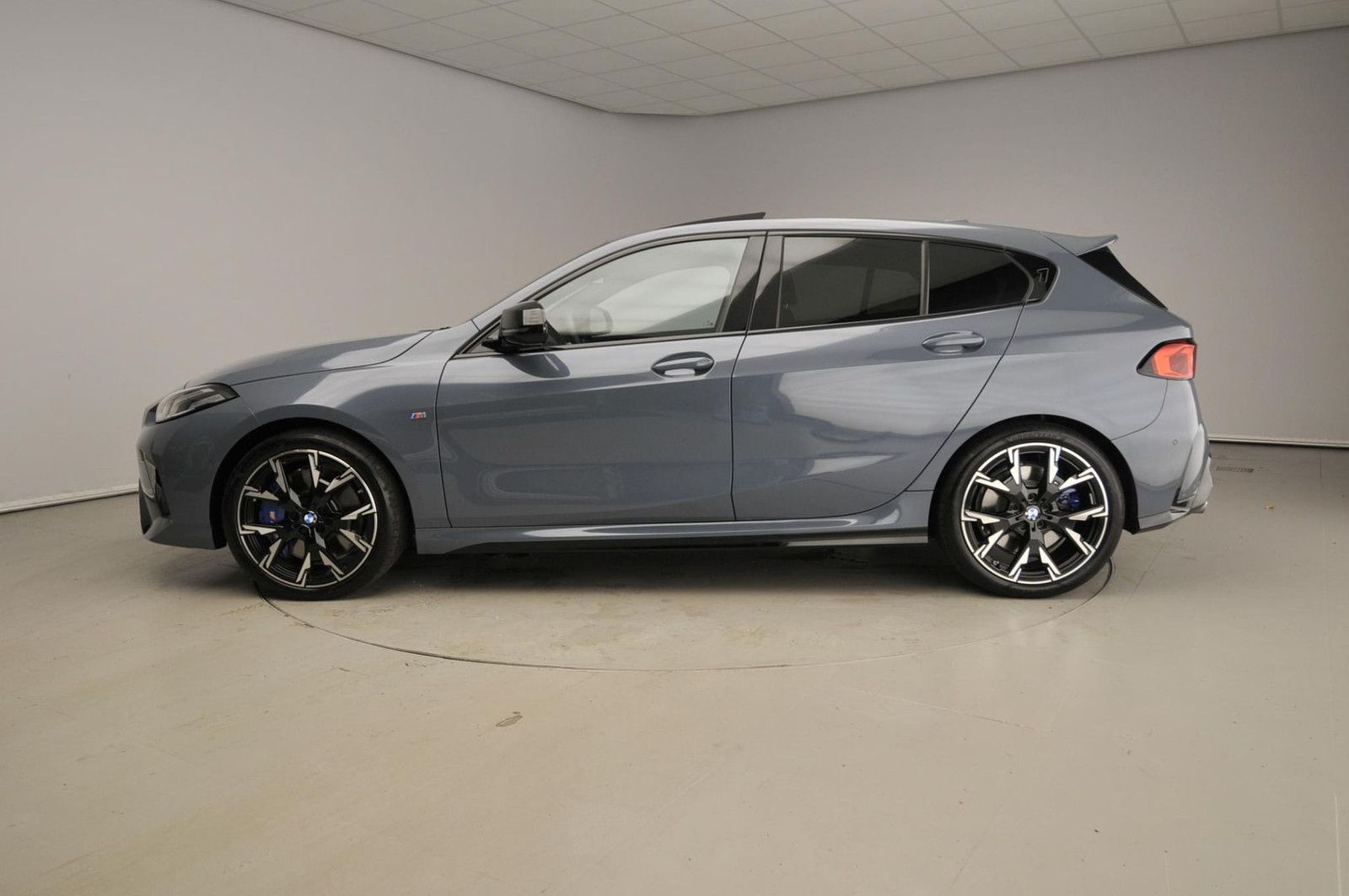 BMW M135 1 Serie 5-türig xDrive | M-Sportpakket | LE imagem 2