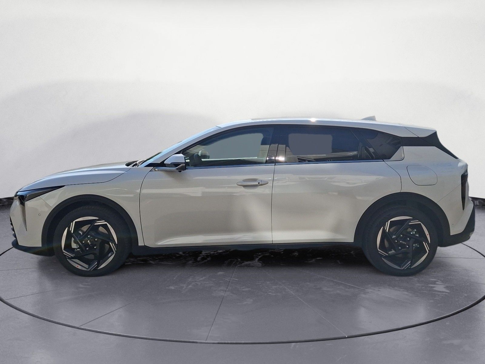 Kia K4 - Bild 4