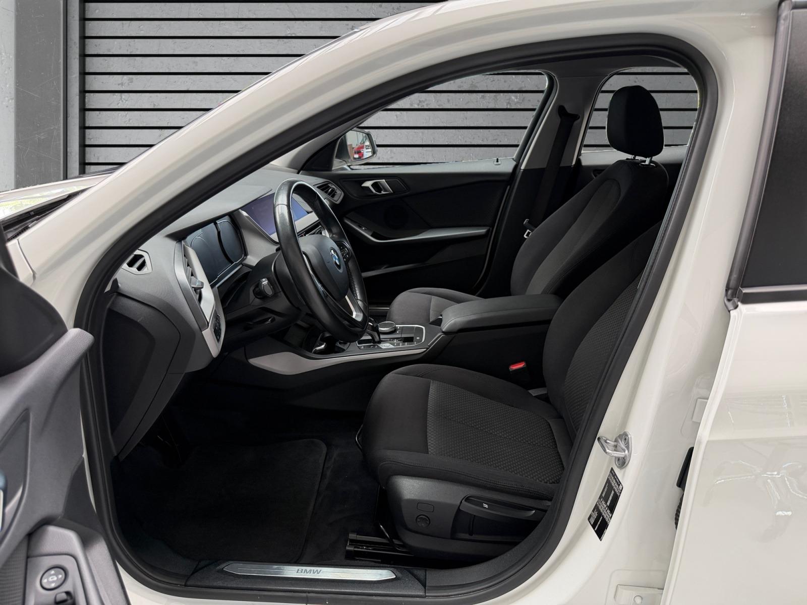 BMW 118 AUTOMATIK+KLIMA+NAVI+LED+SITZHEIZUNG+DAB+ALU, миниатюра 16