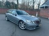 Mercedes-Benz Mercedes E250 CGI Avantgarde Kombi W212 Sc... - Mercedes-Benz E-Klasse: W212
