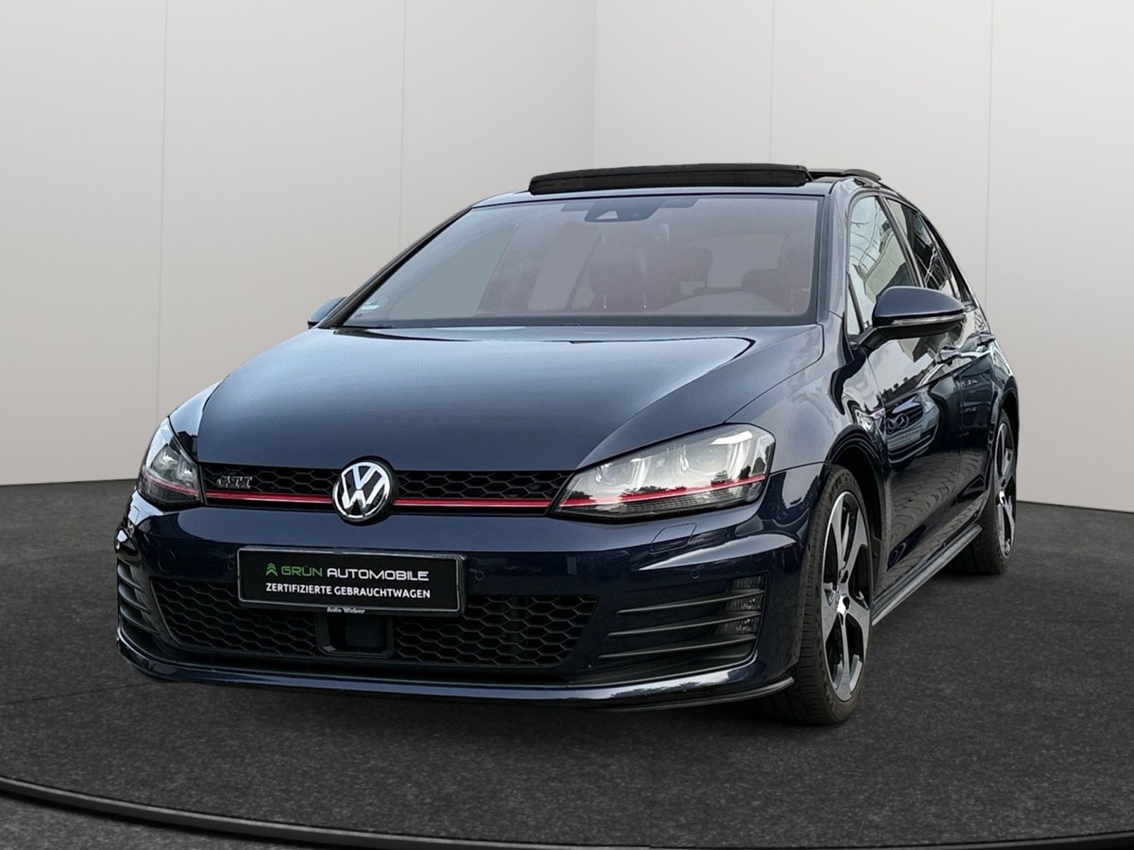 Fahrzeugabbildung Volkswagen Golf VII Lim. GTI BMT*Pano*Leder*Standheizung*