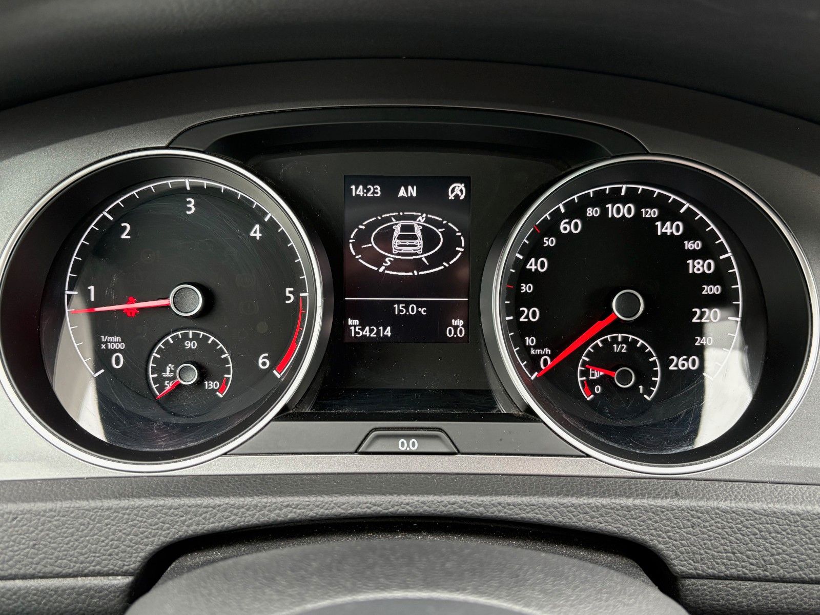 Fahrzeugabbildung Volkswagen Golf VII 1.6 TDI Lim. Lounge Navi Klima 2.HAND