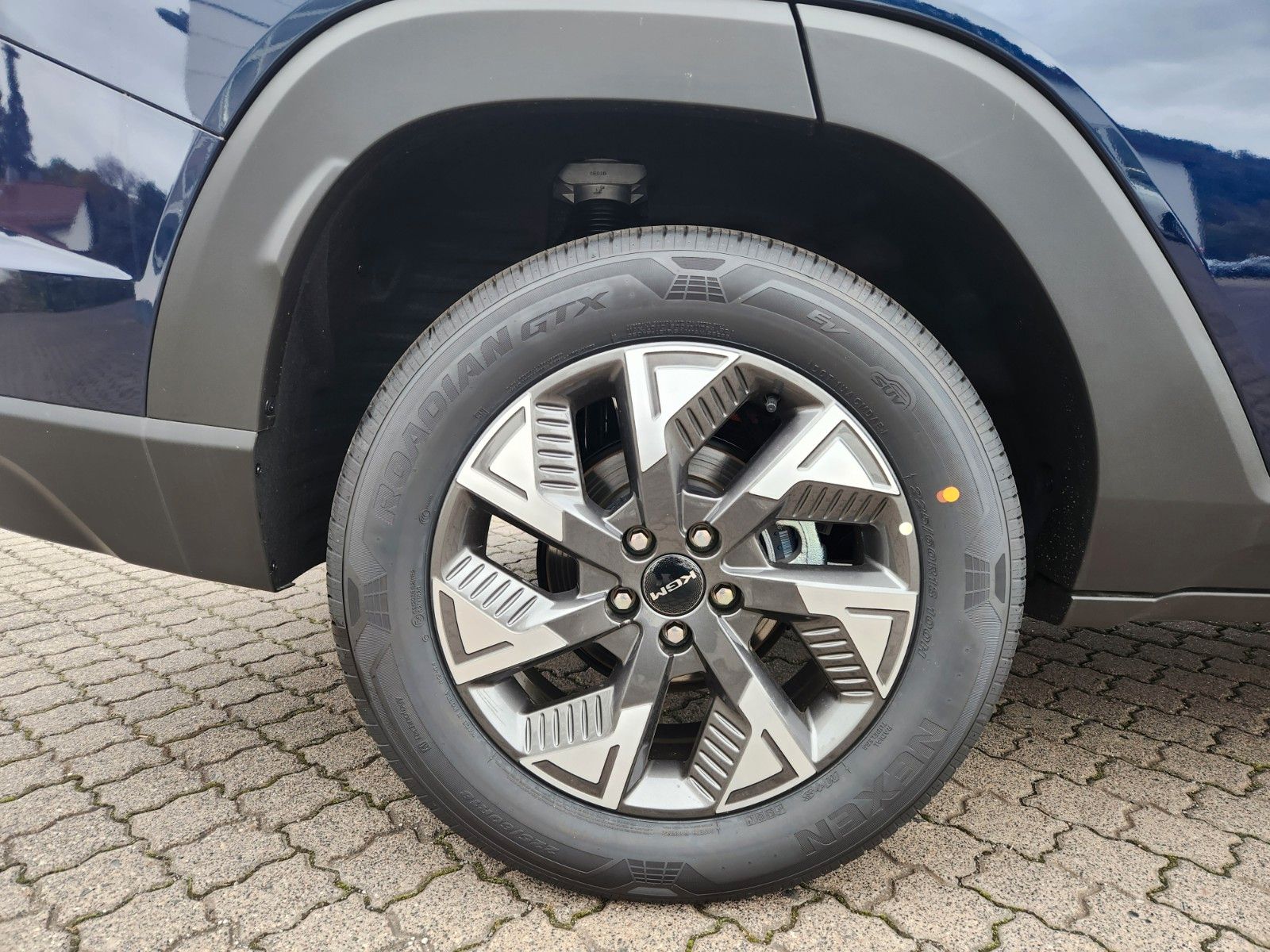 Fahrzeugabbildung KGM Torres Hybrid Essential Automatik 2WD