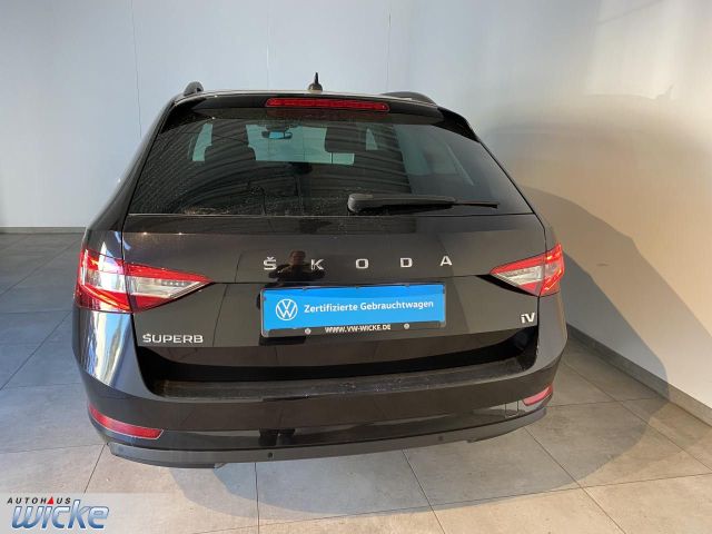 Superb Combi Ambition iV NAVI KLIMA PDC LM