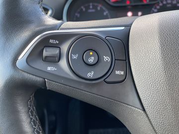 Bild 13 Opel Crossland (X) Crossland Elegance AT/NAV/PDC vo+hi+Cam/SHZ+LHZ