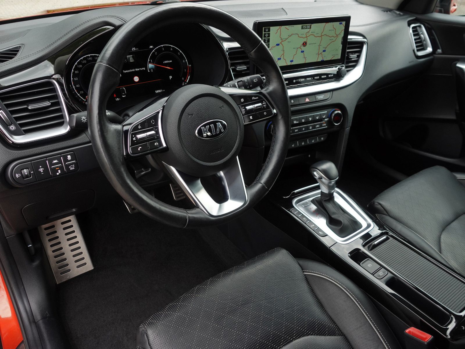 Fahrzeugabbildung Kia XCeed 1.6 T-GDI DCT Platinum Edition JBL Pano...