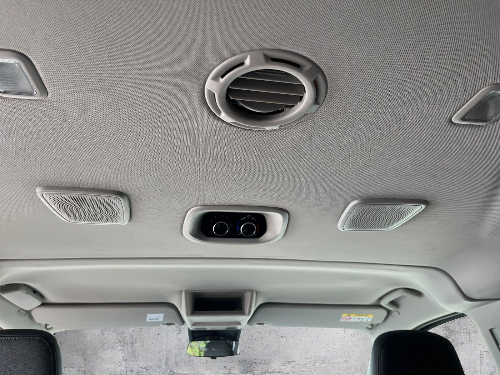 Fahrzeugabbildung Ford 320 L2 MHEV *StHzg*Sperrdiff*