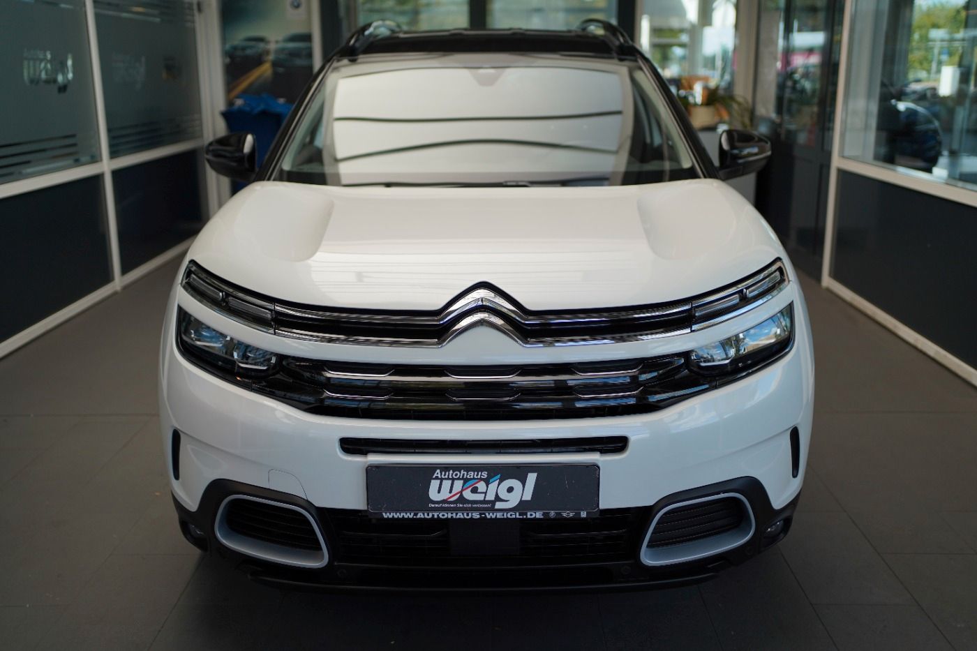 Fahrzeugabbildung Citroën C5 Aircross PureTech 180 EAT8 Shine Pack Automat