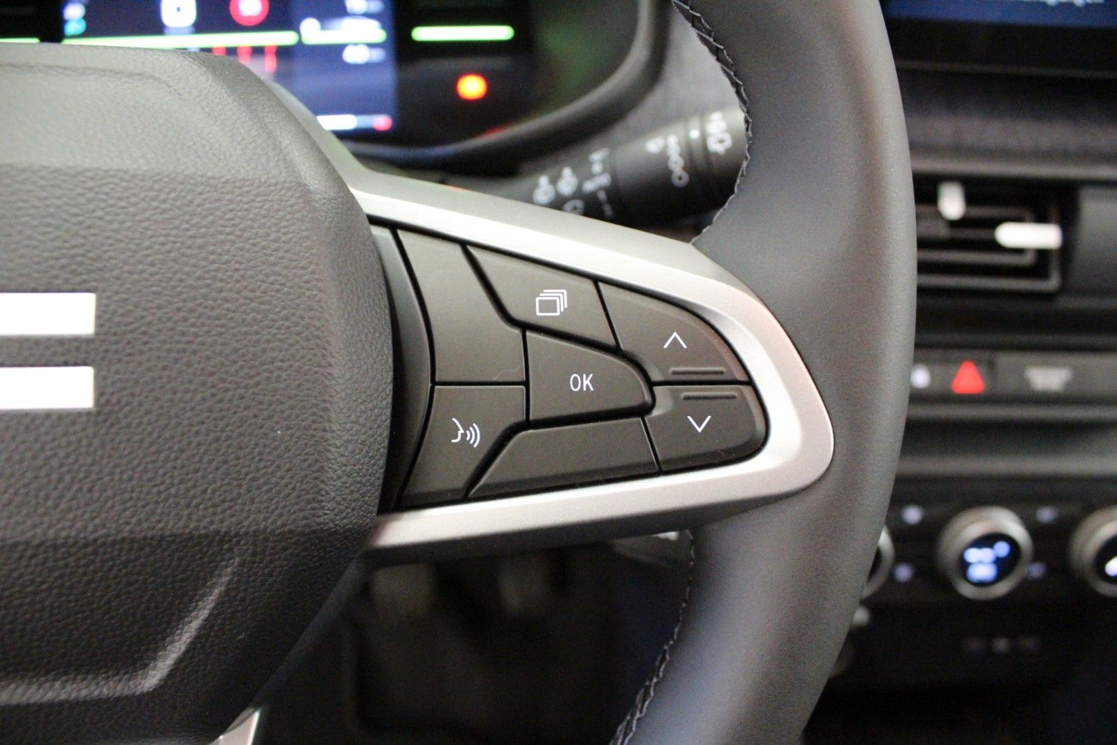 Fahrzeugabbildung Dacia Sandero TCe 100 Journey*Winterpaket* *MJ 2026