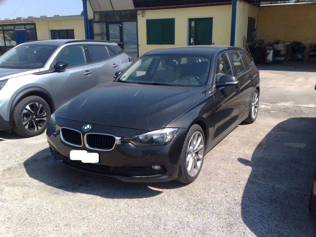 Image of BMW 320